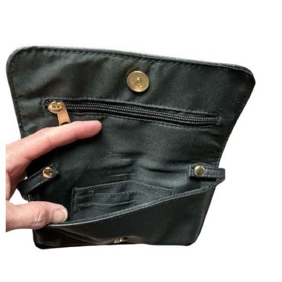 Betsy Johnson - NWOT - Black Vegan Leather Quilted Cat Ear Backpack Bag - Picture 11 of 12